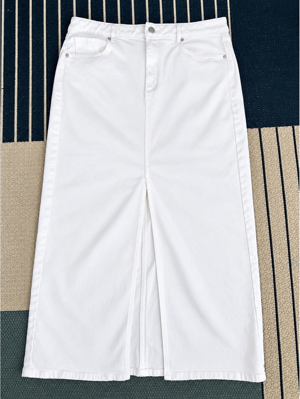 LOFT Women’s White Denim Maxi Skirt Size 14 Front Slit Made & Loved